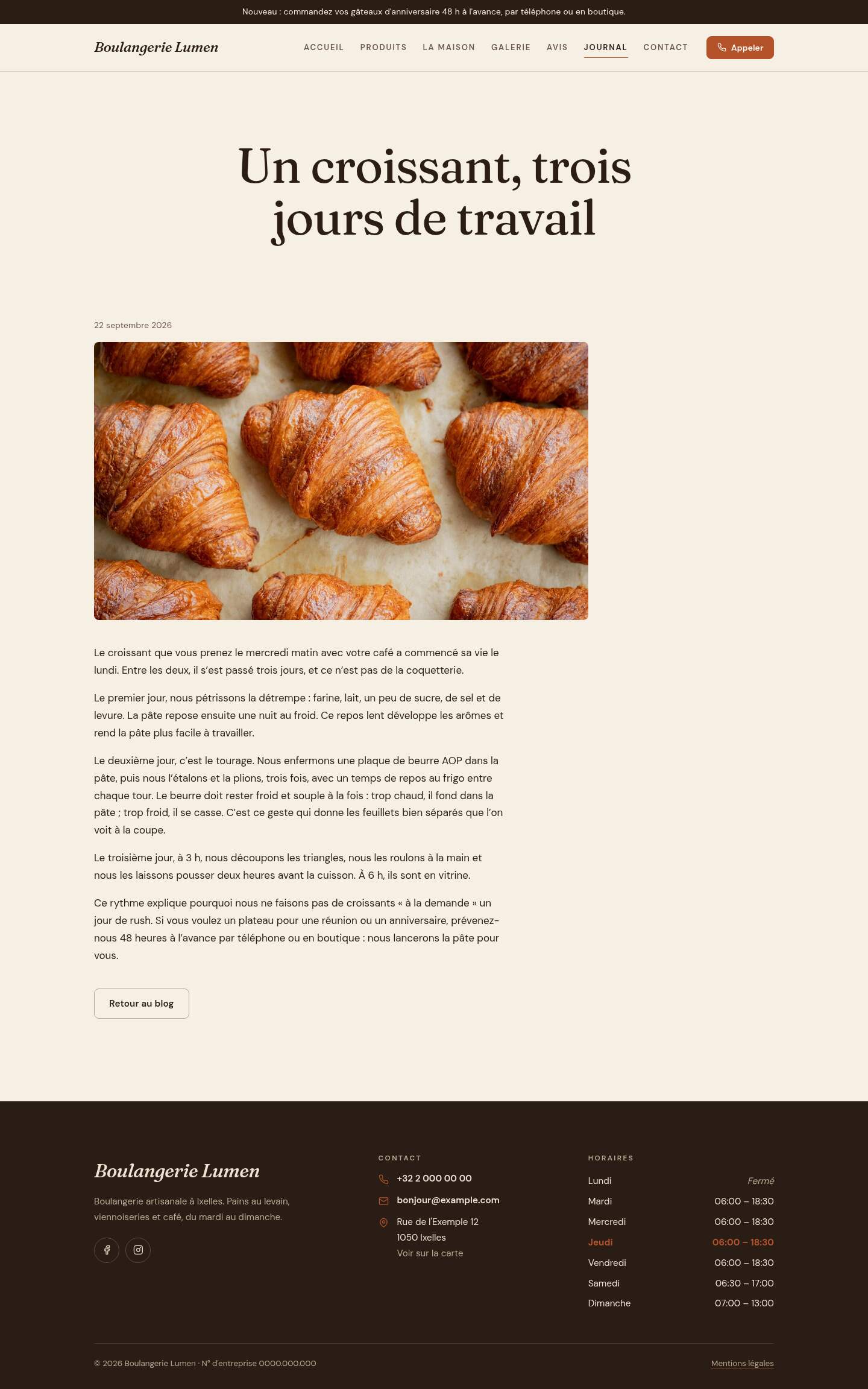 La page « Un croissant, trois jours de travail » du modèle Hearth sur un ordinateur