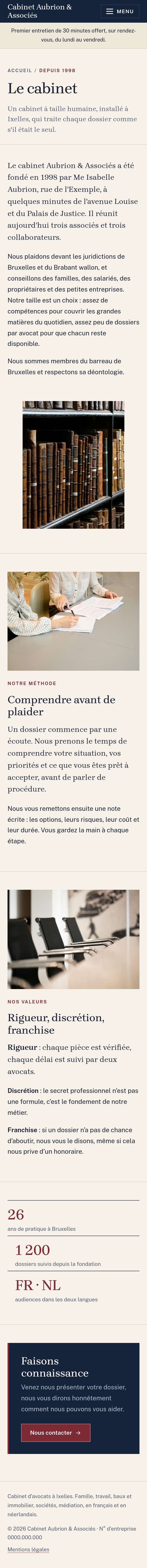 La page « Le cabinet » du modèle Lex sur un téléphone, partie 1 sur 2