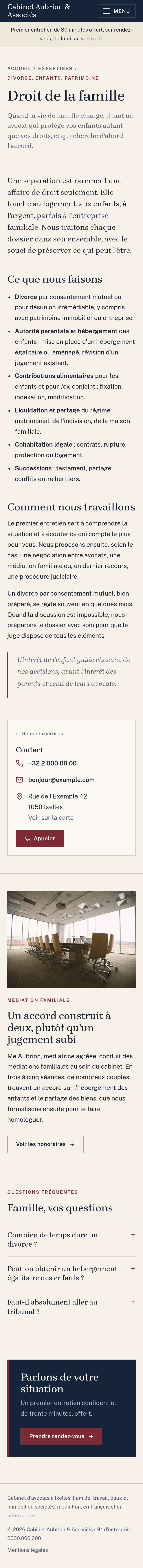 La page « Droit de la famille » du modèle Lex sur un téléphone, partie 1 sur 2