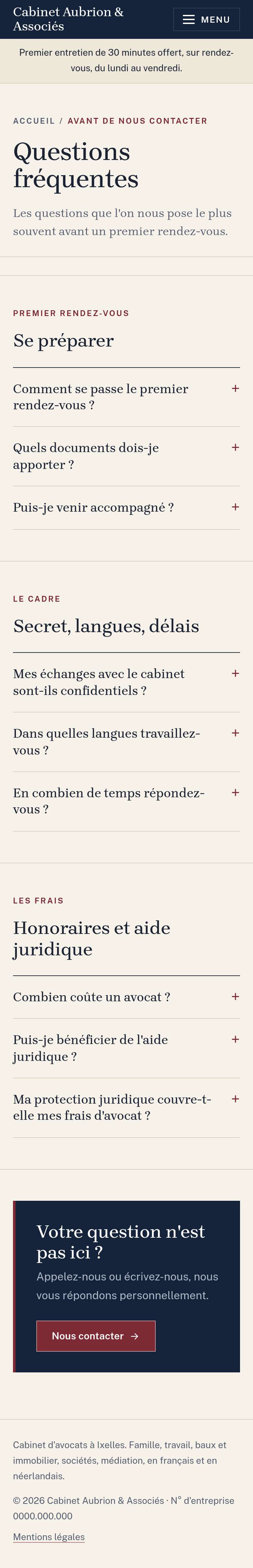 La page « FAQ » du modèle Lex sur un téléphone, partie 1 sur 1