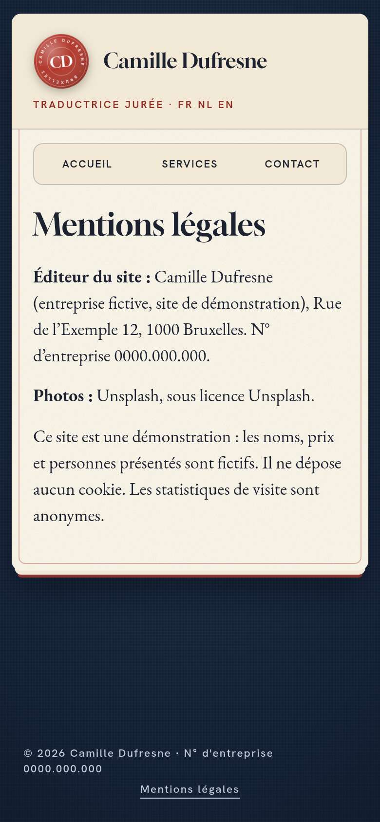 La page « Mentions légales » du modèle Signet sur un téléphone, partie 1 sur 1